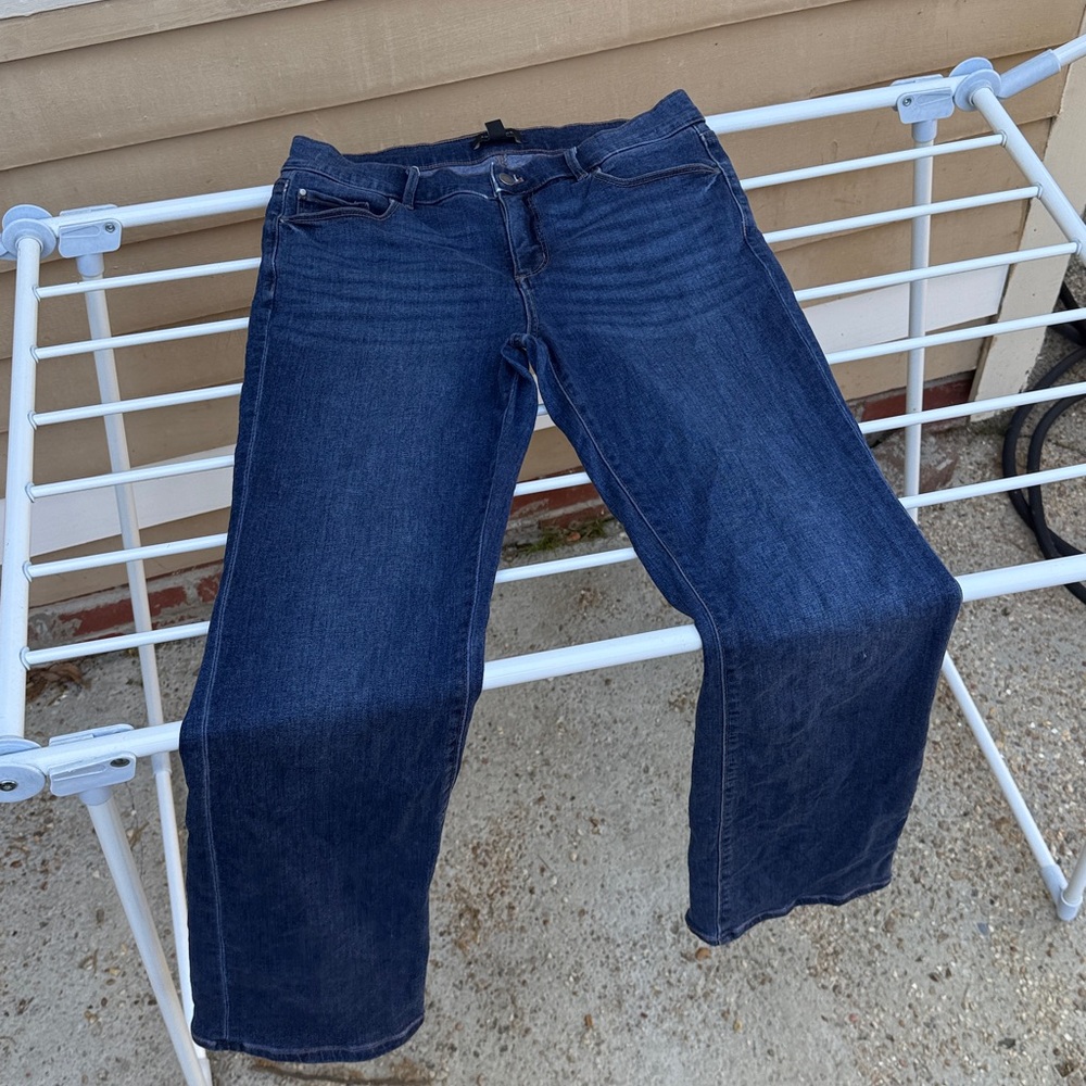 Ann Taylor Slim Boot (8 regular) - Picture 9 of 10
